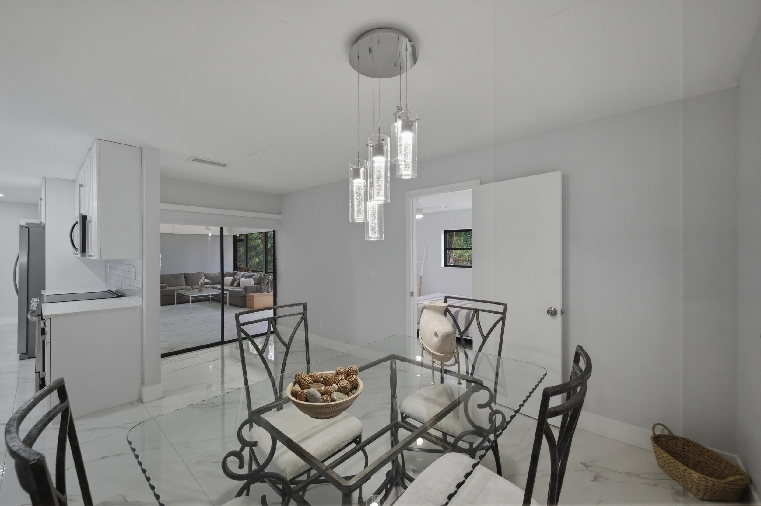COCO WOOD LAKES SEC 1 - Residential Lease