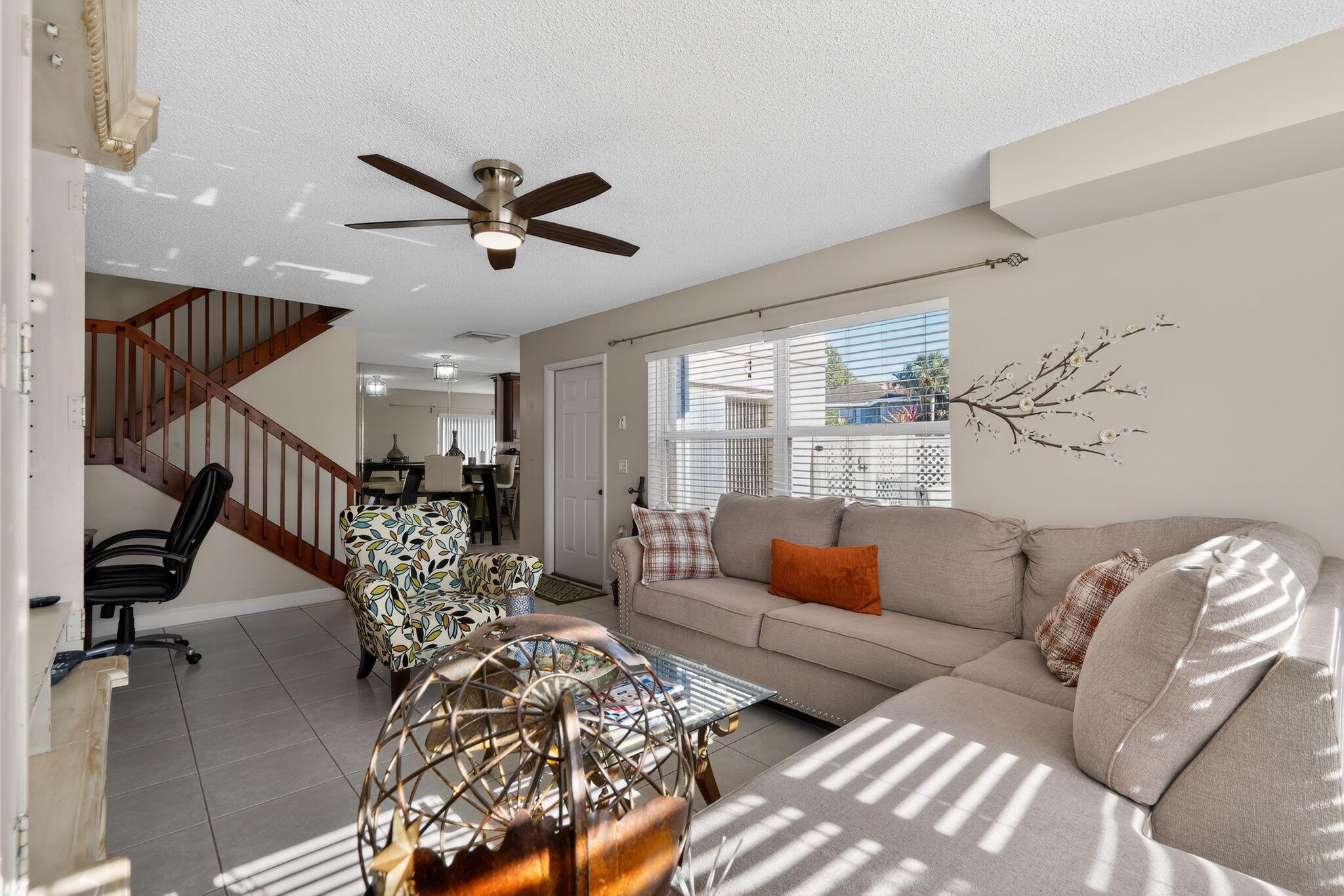 STAMFORD AT SUNSET TRACE (AKA MARTIN DOWNS PLAT 36 - Residential