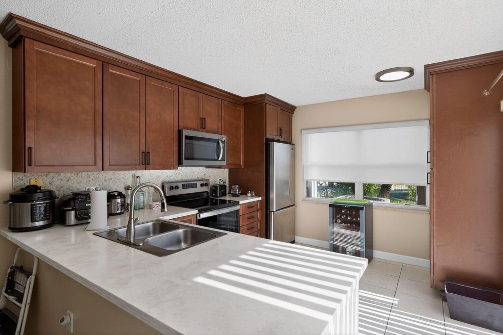 Photo of 3325 SW Sunset Trace Circle, Palm City, FL 34990 (MLS # R11163473)