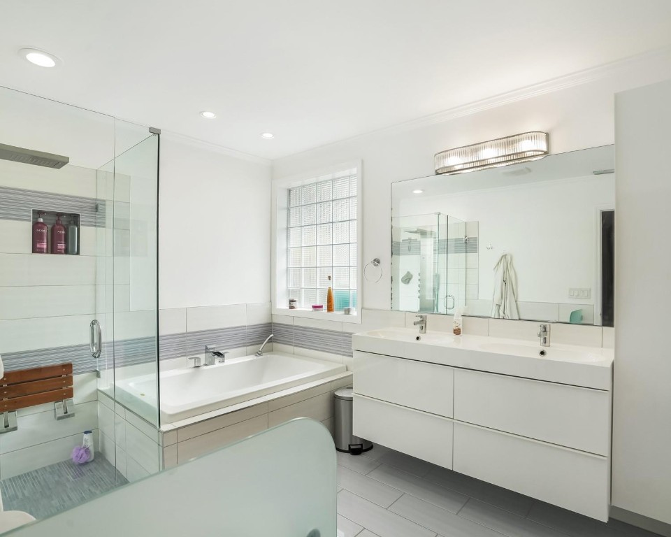 Ramblewood South 78-19 B - Residential