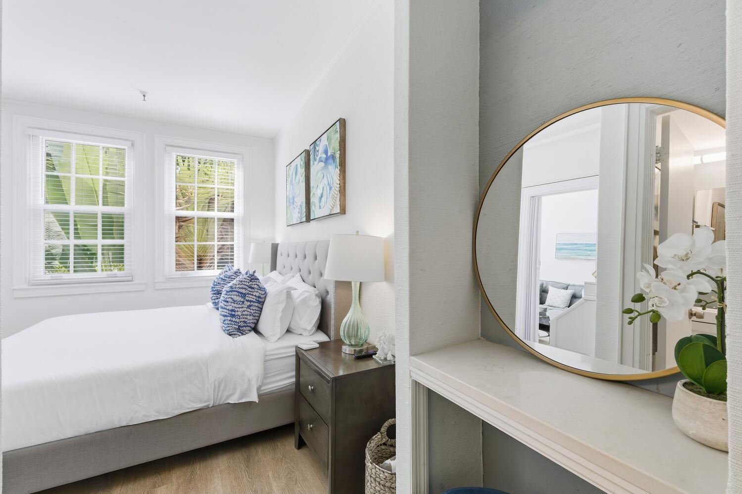 PALM BEACH HOTEL CONDO - Residential