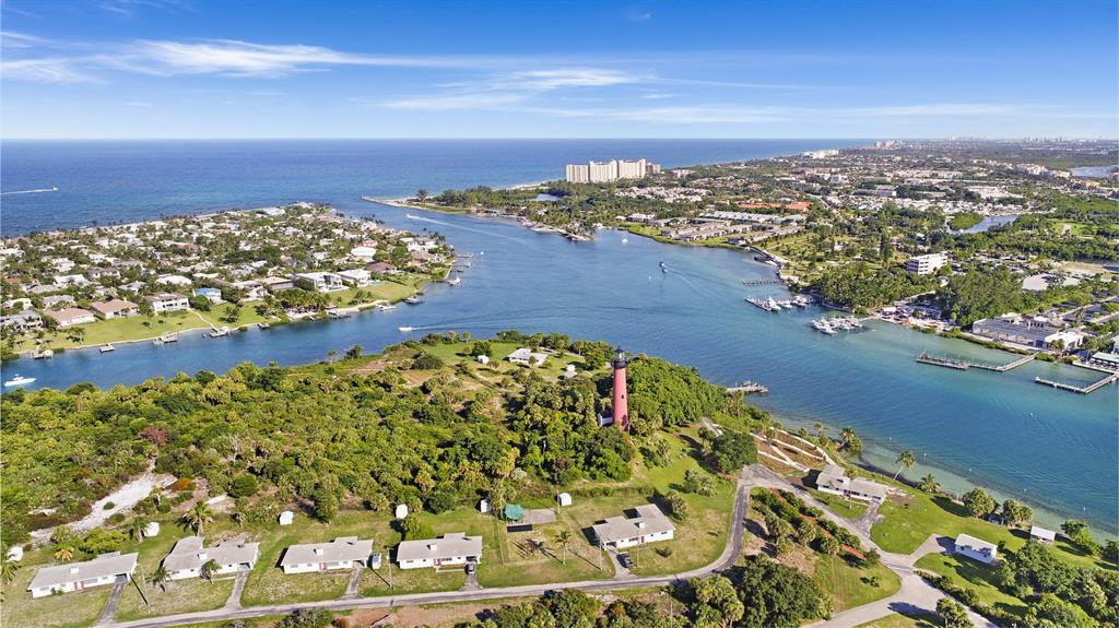 TEQUESTA TRACE CONDO - Residential