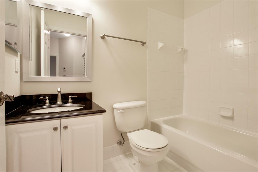 TEQUESTA TRACE CONDO - Residential