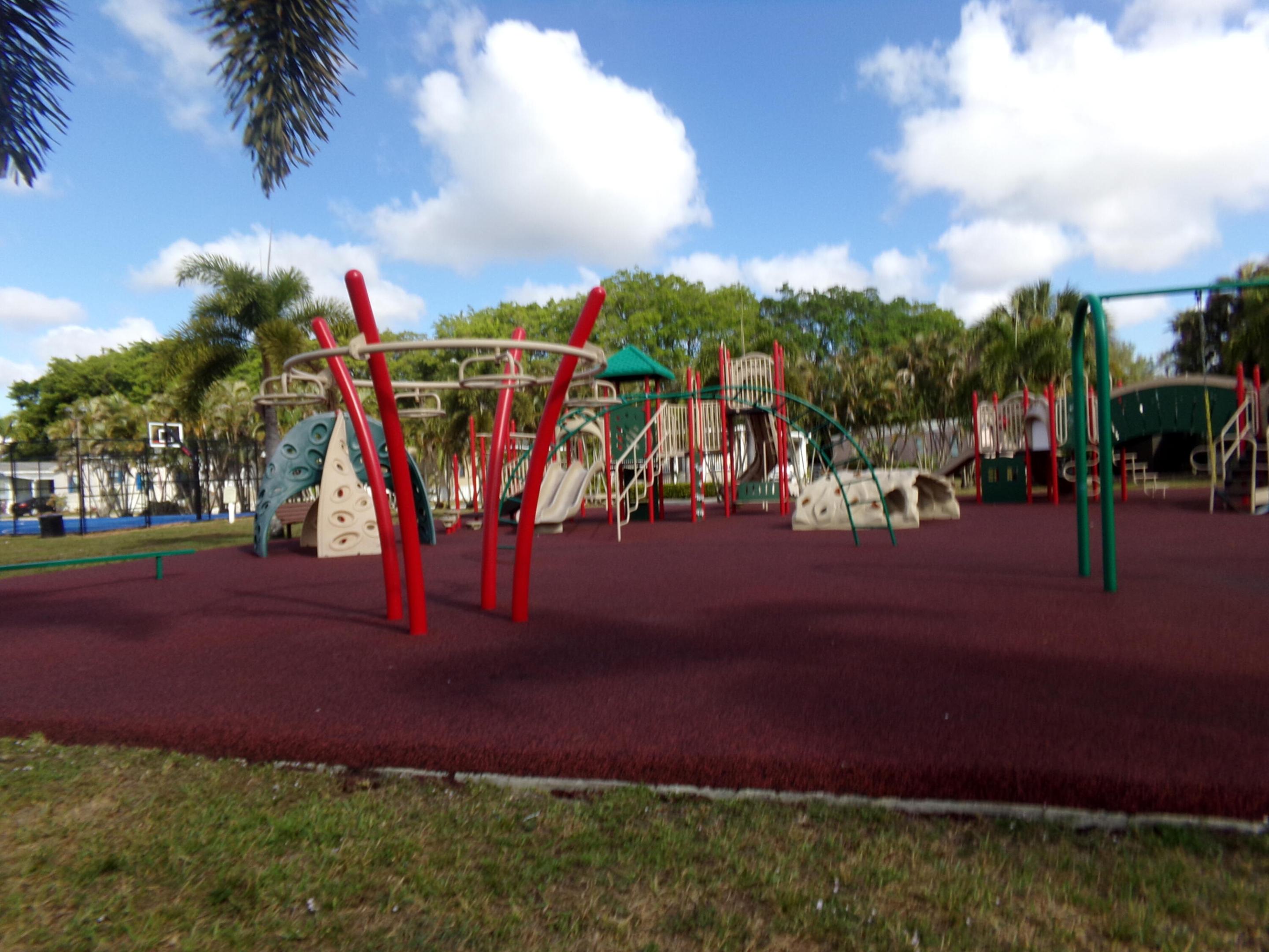 Palm Beach Plantation - Residential