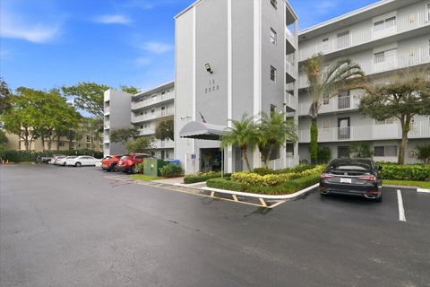 2220 N Cypress Bend Drive 410 Pompano Beach FL 33069