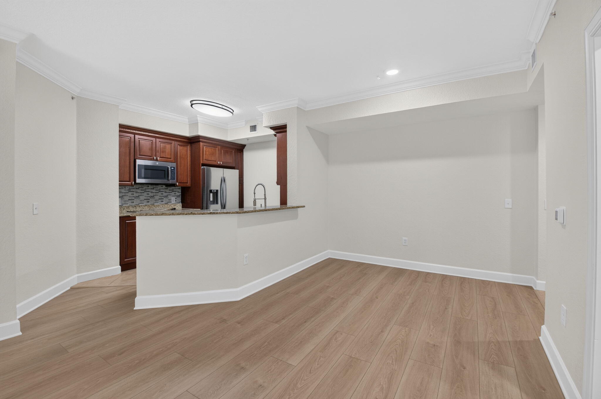 4 Renaissance Way 4214