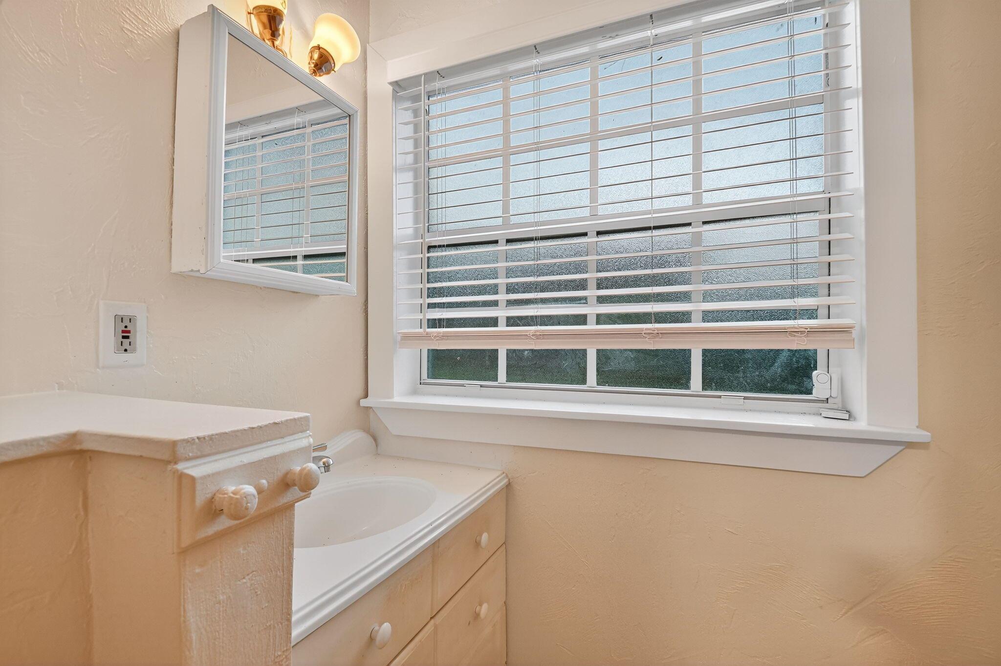 Lake Worth Town Add 01 - Residential Lease