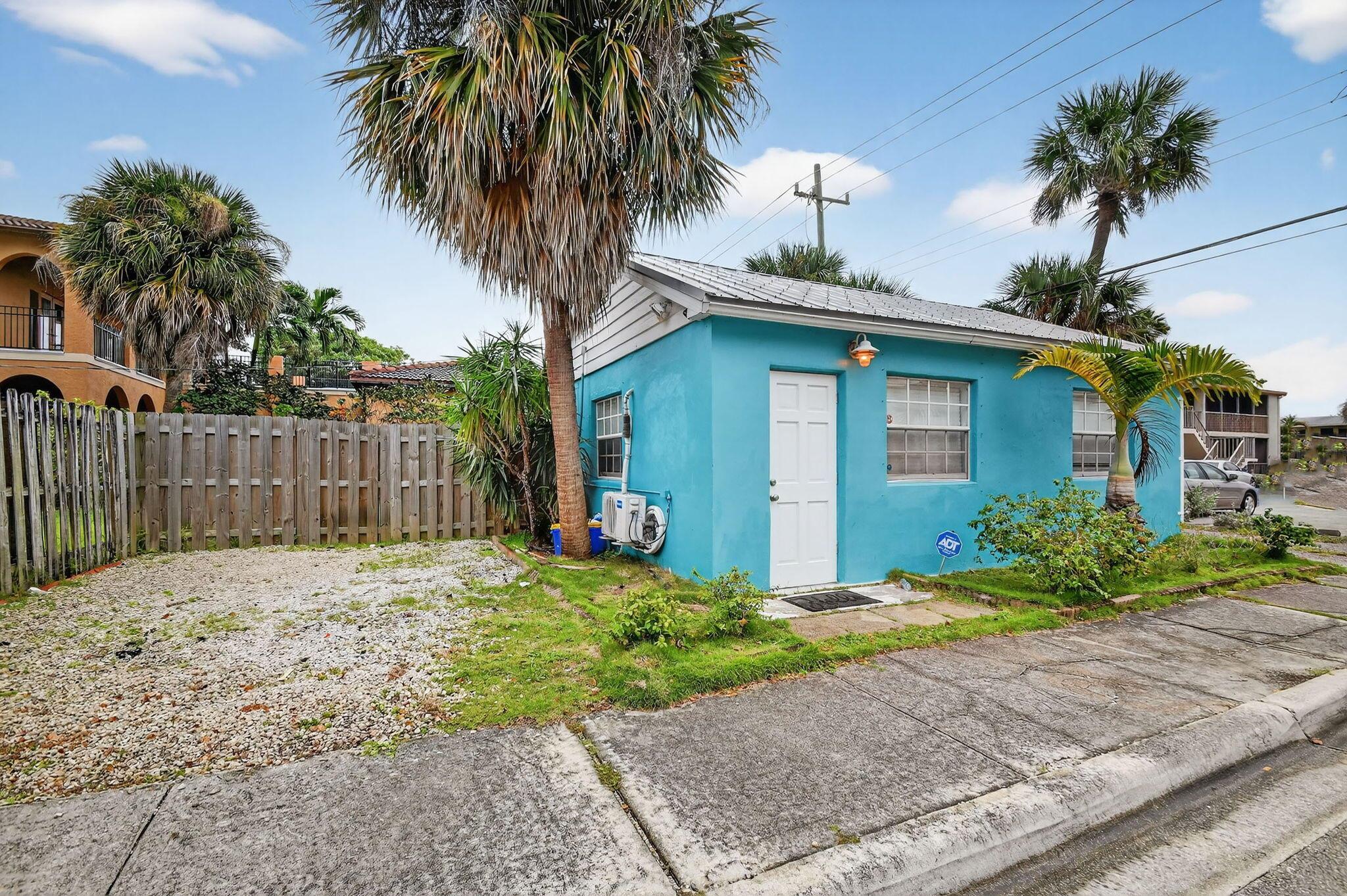 Lake Worth Town Add 01 - Residential Lease