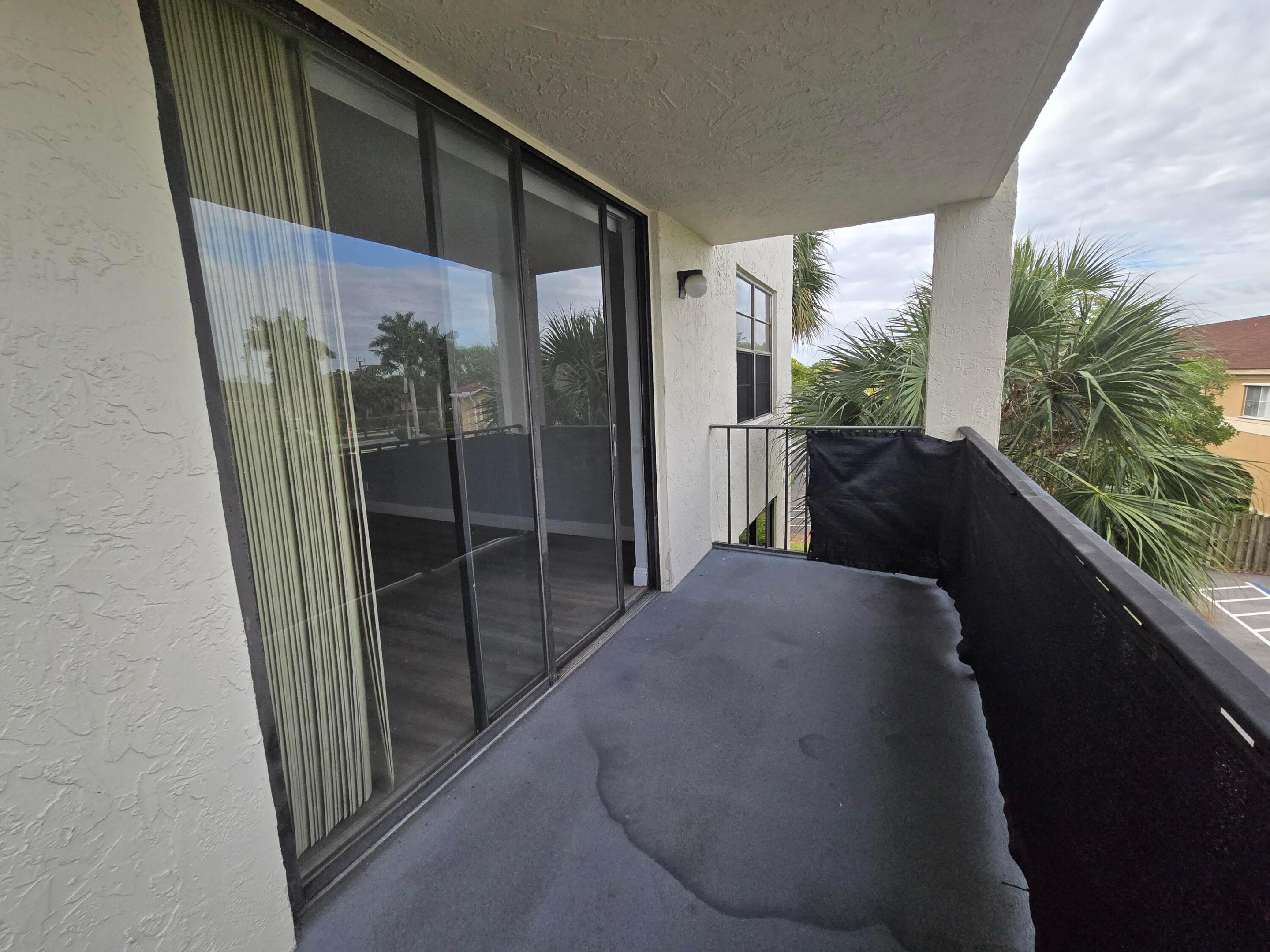 GATE THREE CONDO - Residential