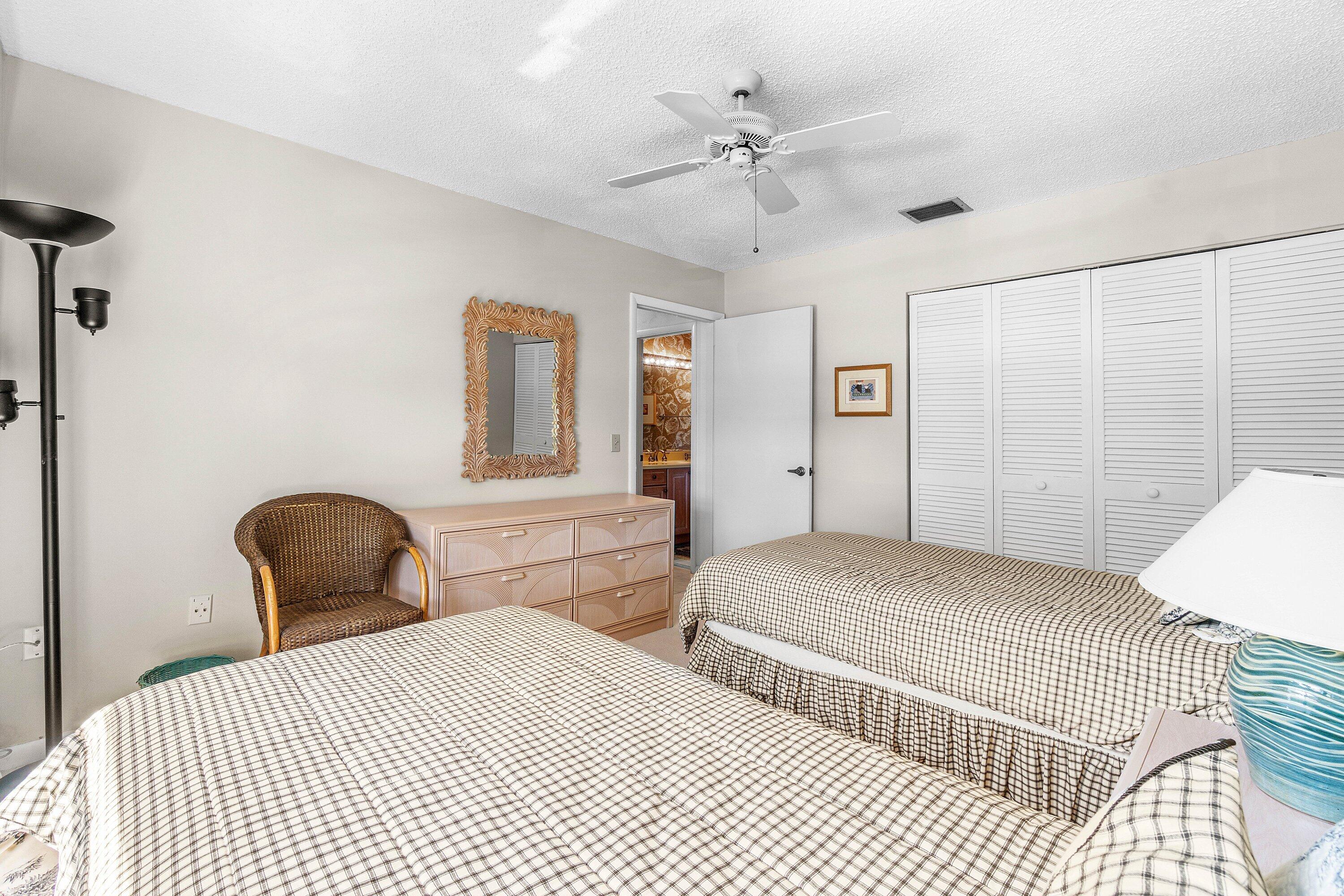 GARDENS OF LAKEWOOD CONDO - Residential