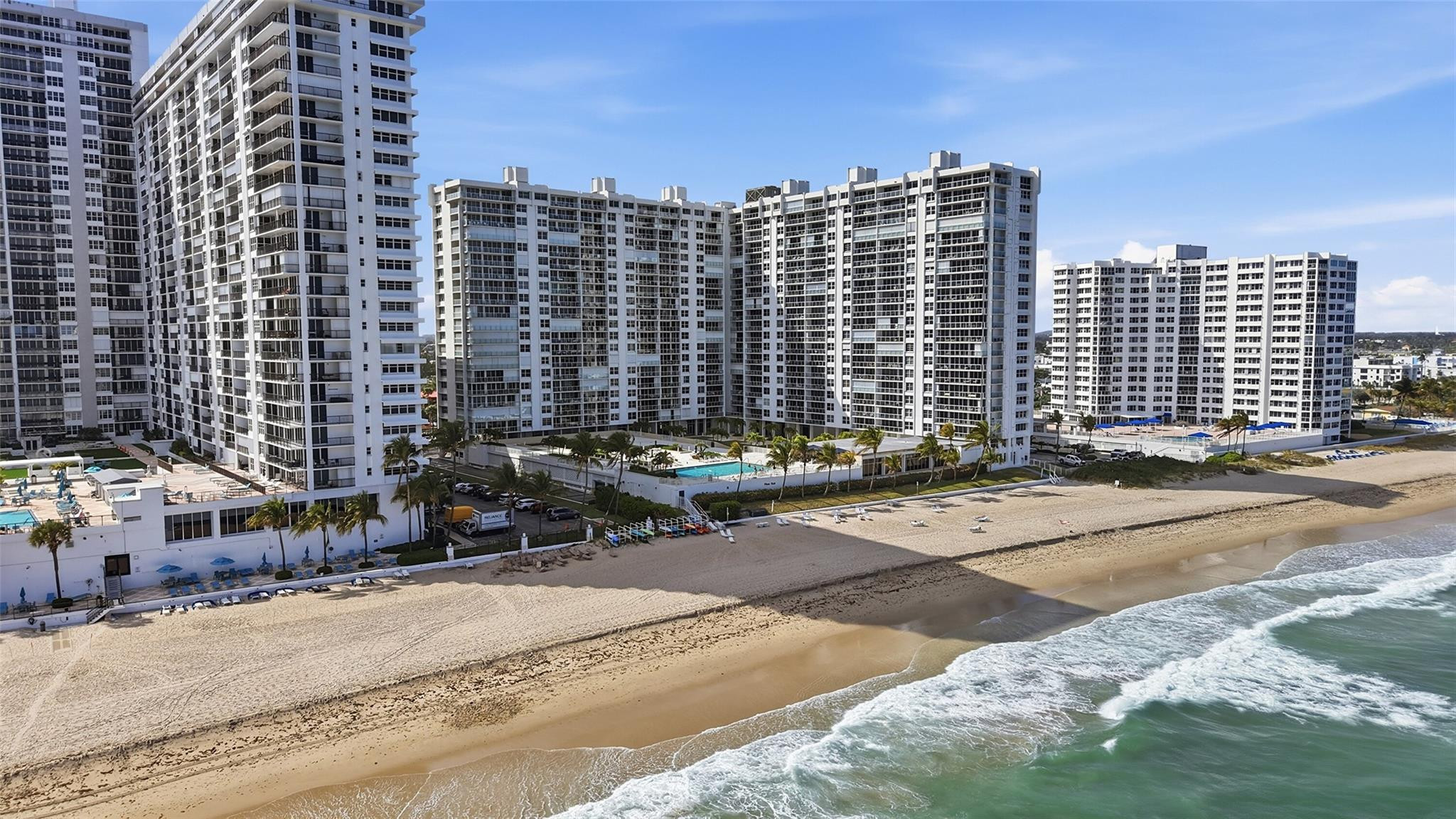 PLAZA EAST - Residential