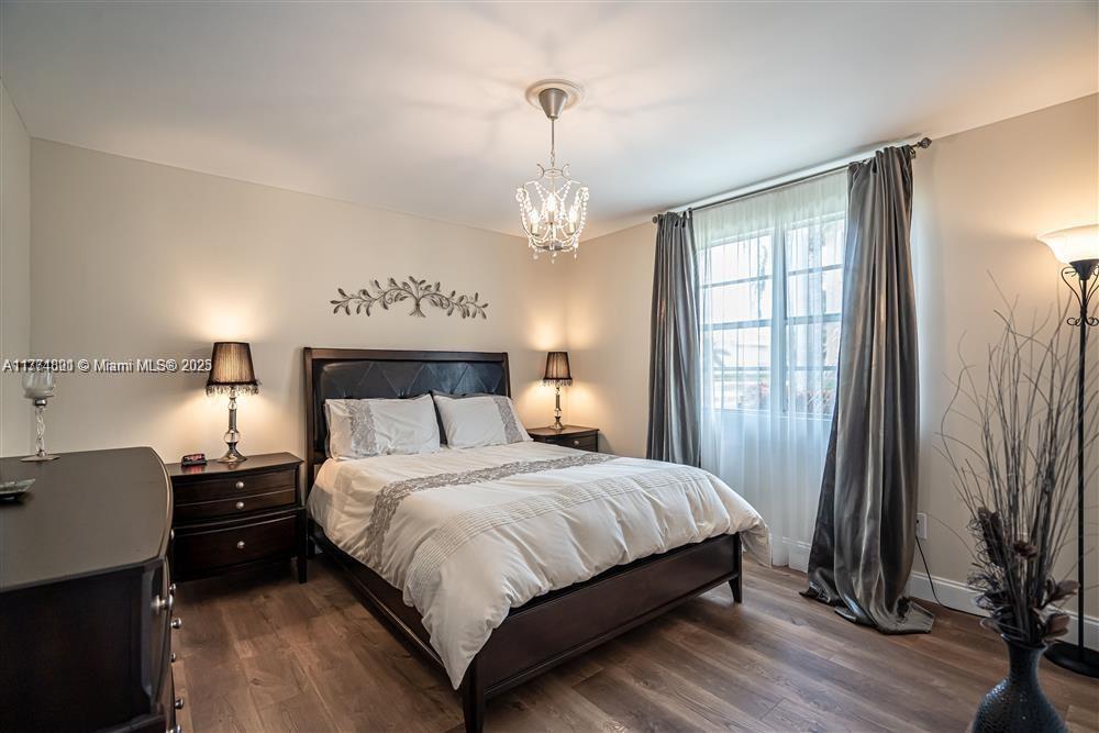 ROYAL POINCIANA CONDO - Residential Lease