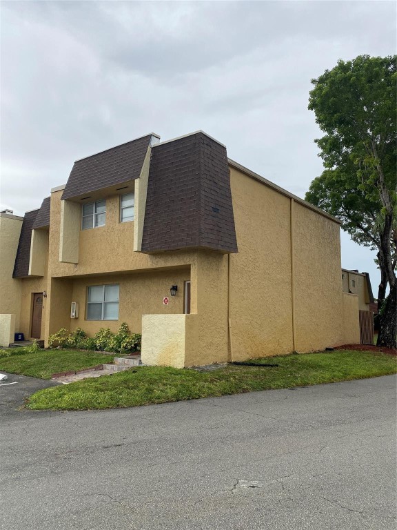 BLUEBERRY HILL - Residential