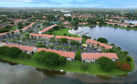 A home in Deerfield Beach