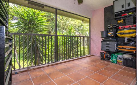 A home in Deerfield Beach