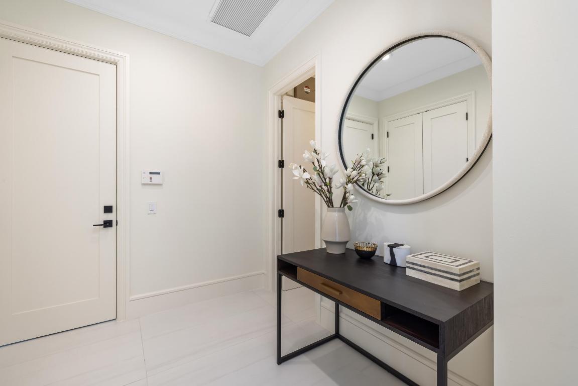 OLD PALM 4 - Residential