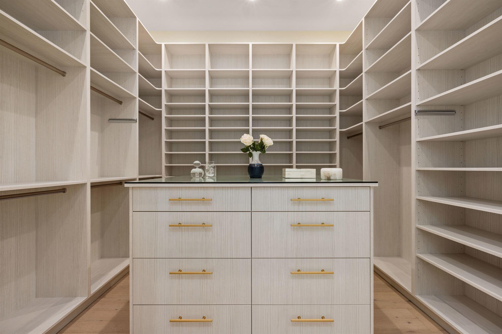 OLD PALM 4 - Residential