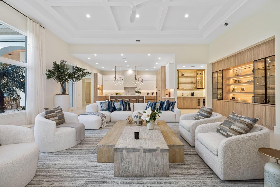 OLD PALM 4 - Residential