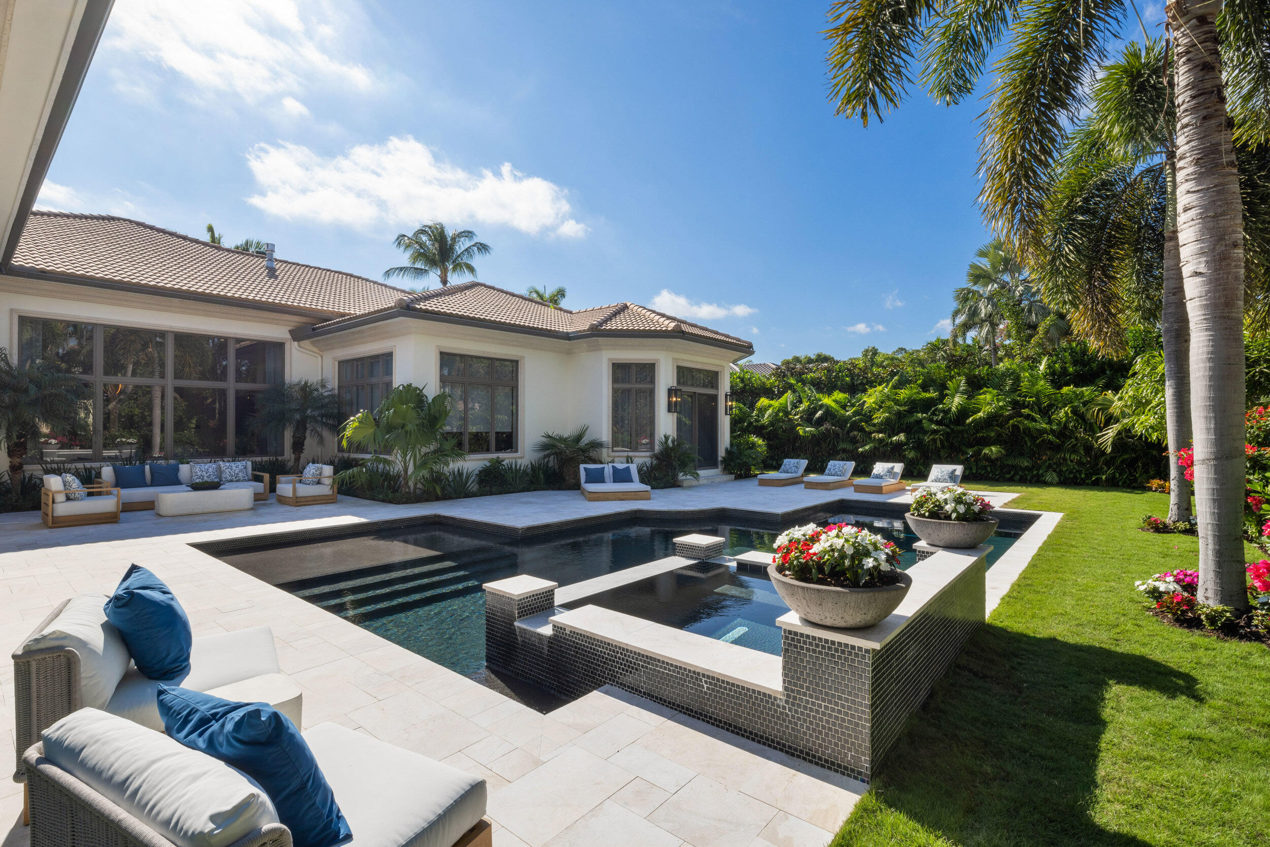 OLD PALM 4 - Residential