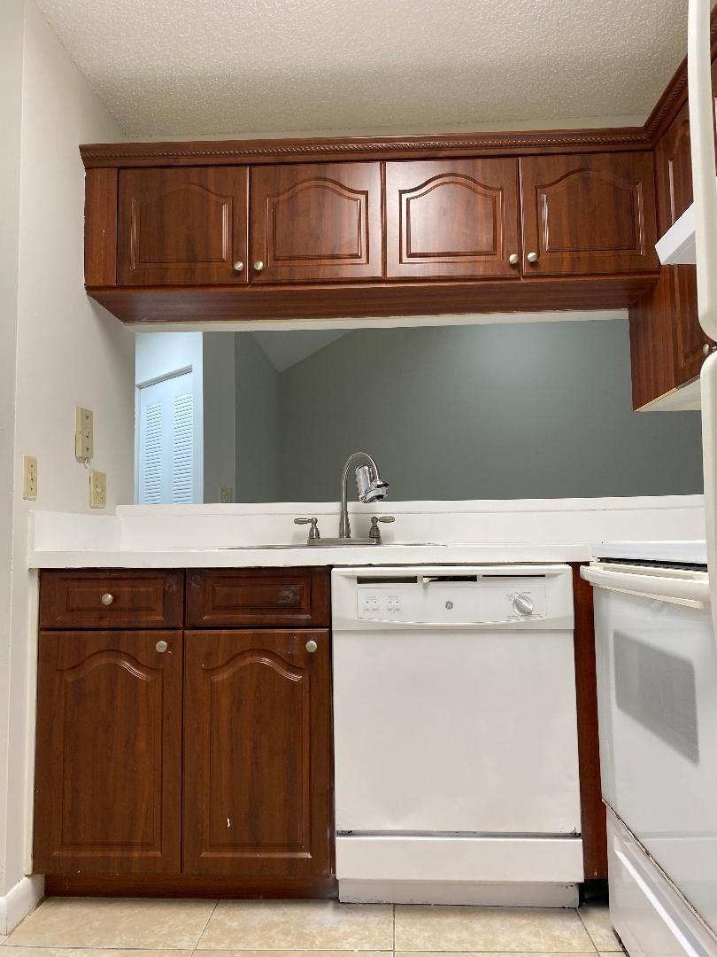 Napoli Gardens - Residential Lease