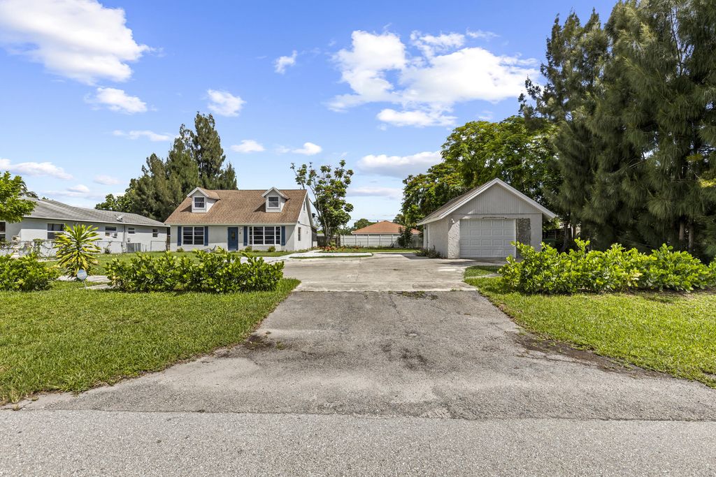 Photo of 4331 Dale Road, Palm Springs, FL 33406 (MLS # R11119624)