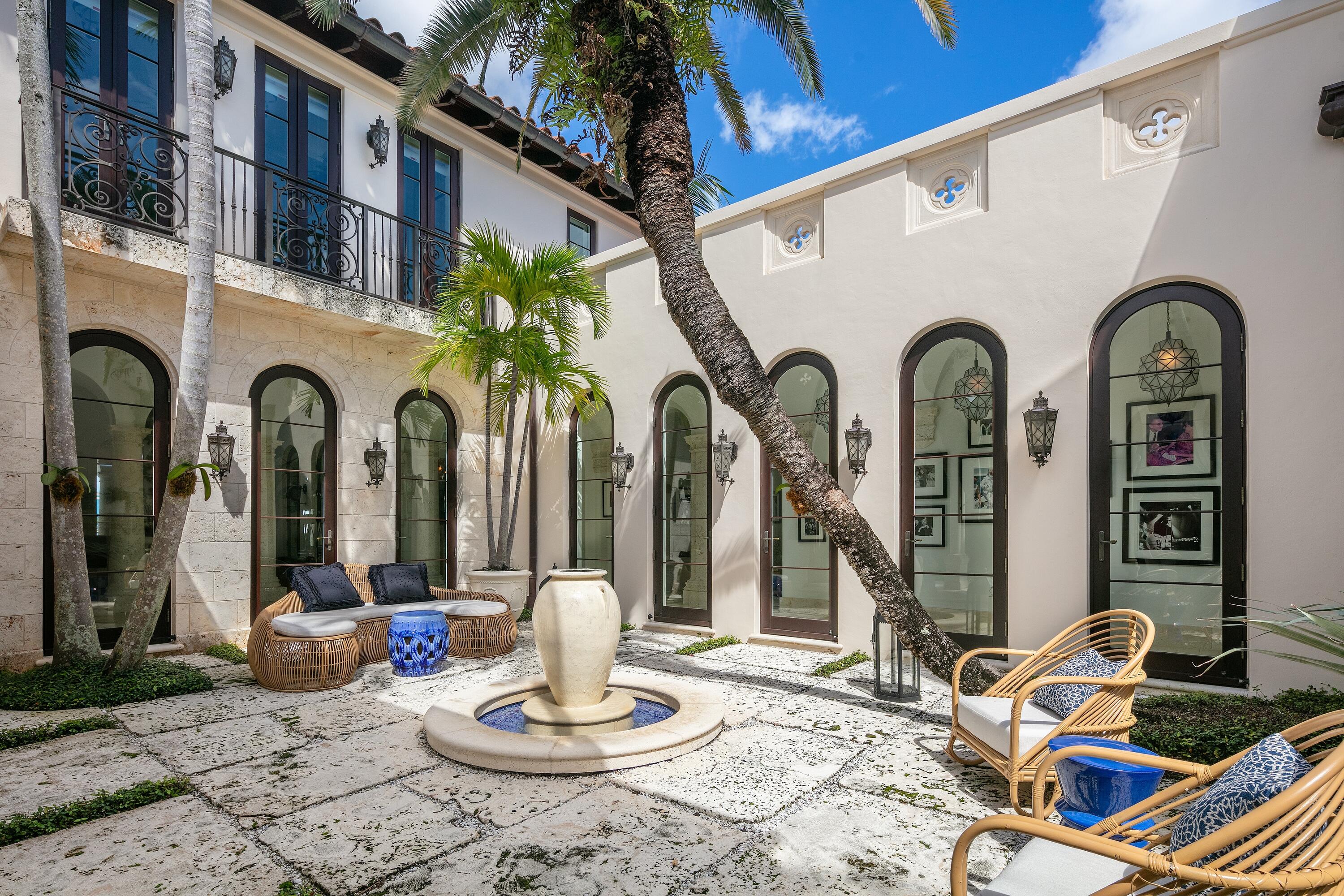 ADAMS CIRCLE - Residential