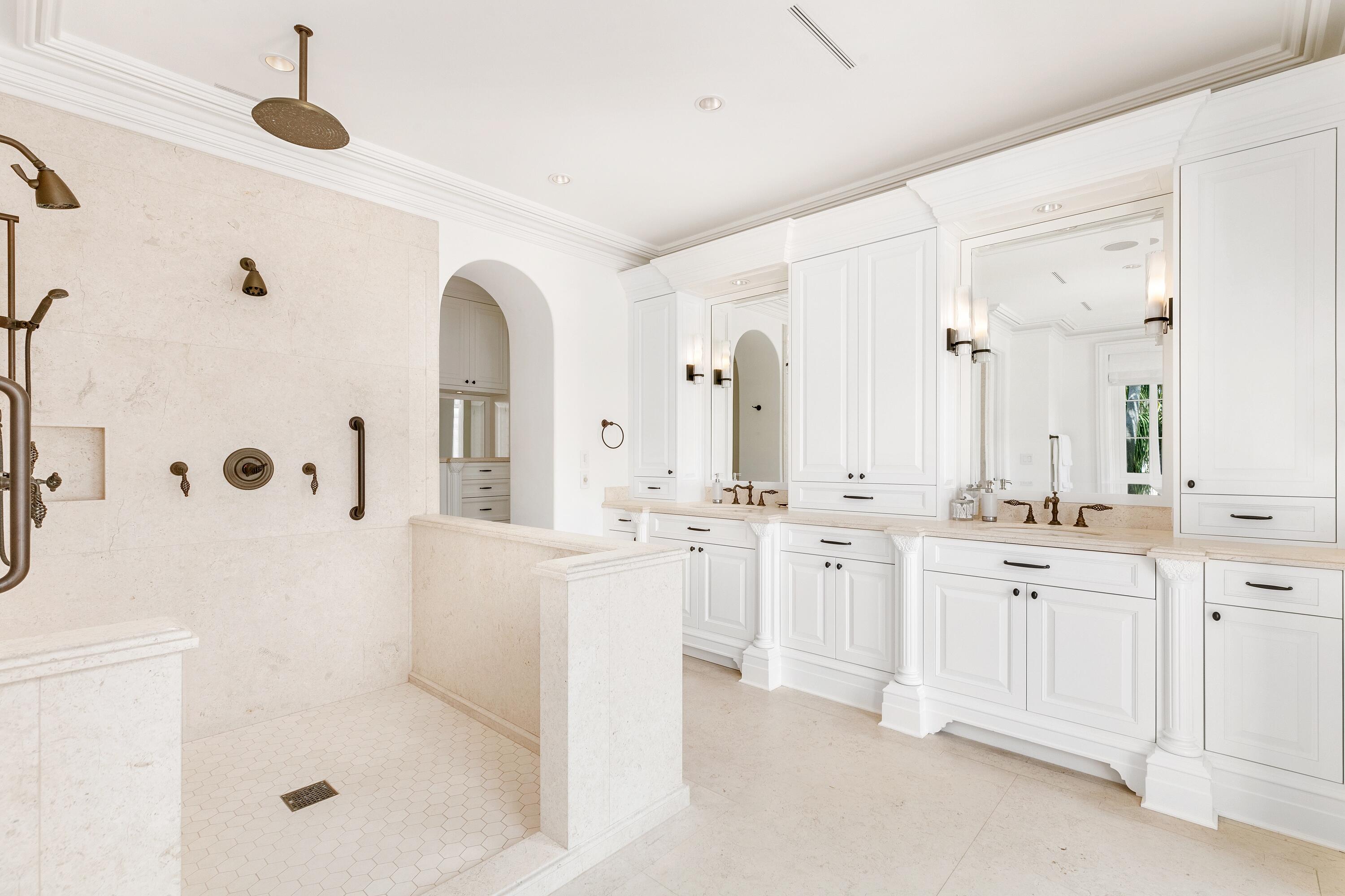 ADAMS CIRCLE - Residential