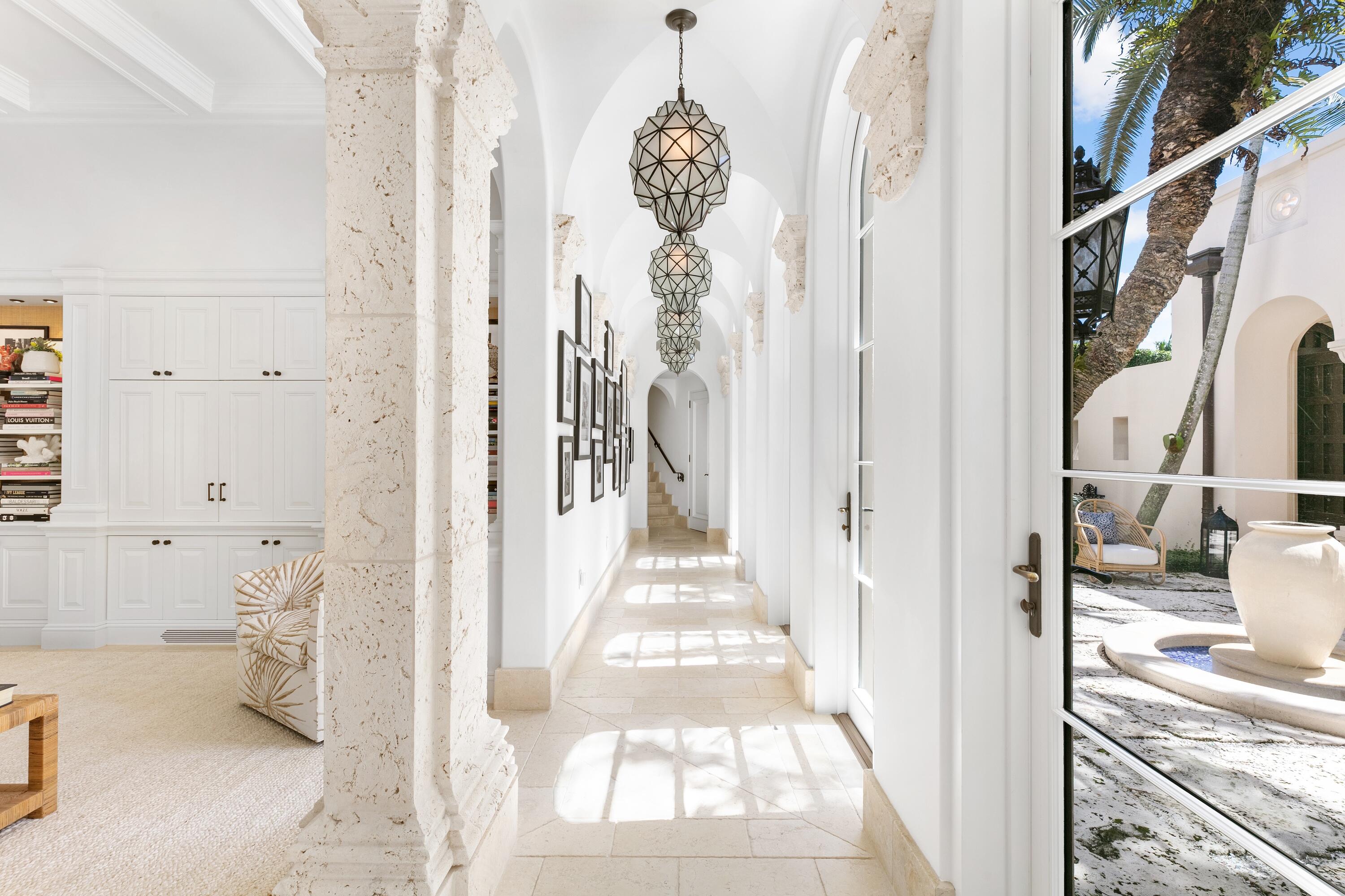 ADAMS CIRCLE - Residential