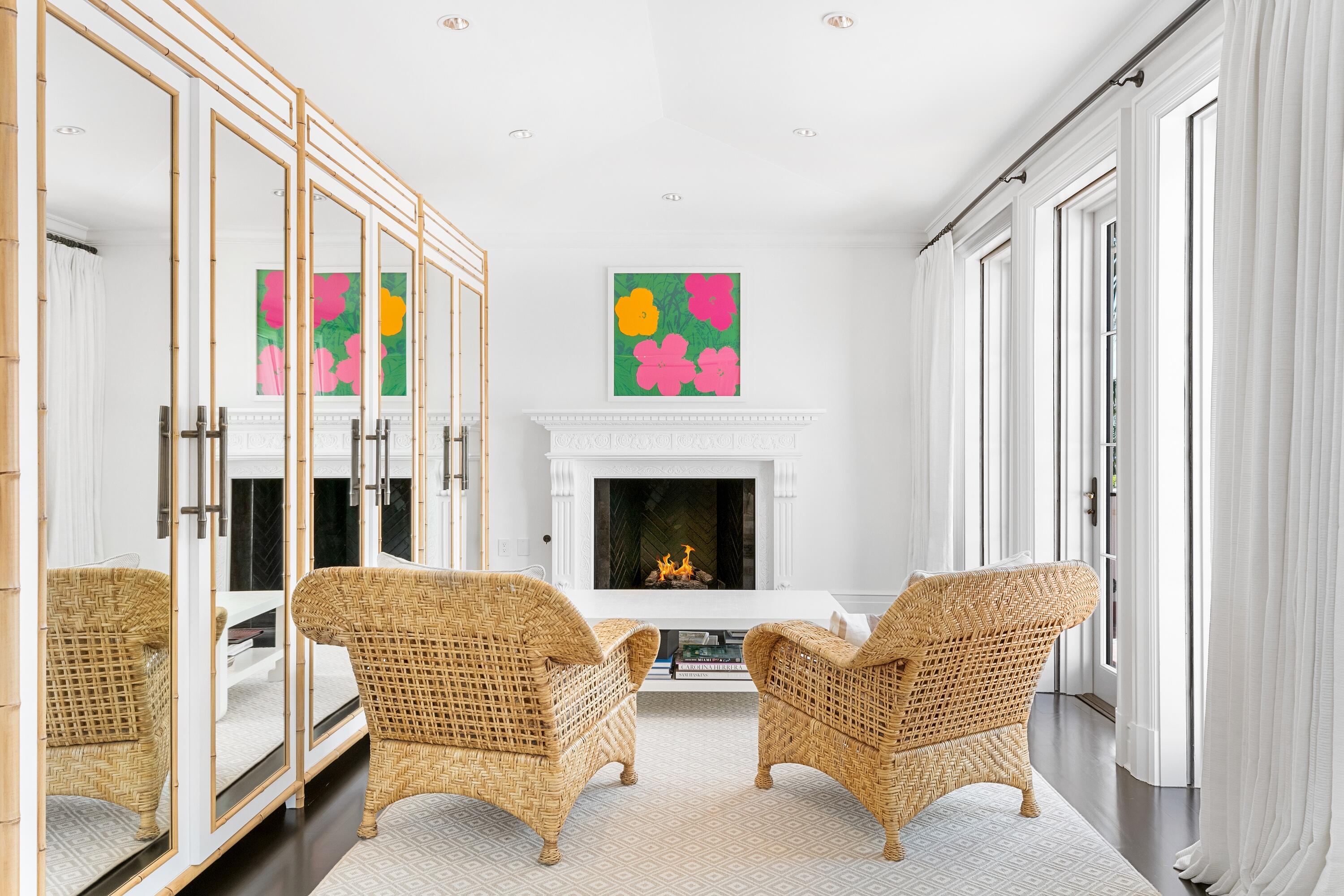 ADAMS CIRCLE - Residential