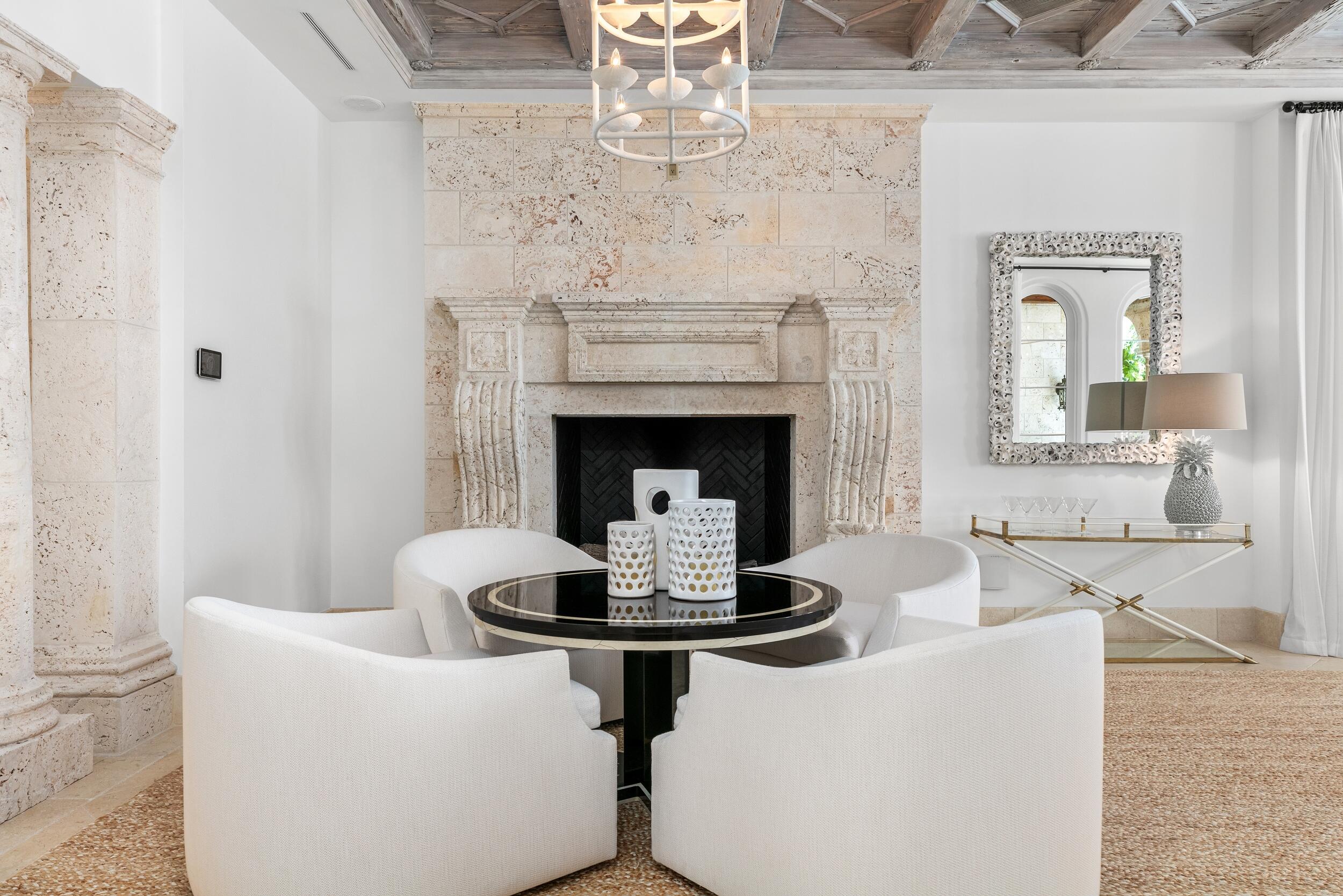 ADAMS CIRCLE - Residential