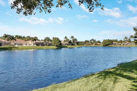 Tiny photo for 805 Niemen Drive, Palm Beach Gardens, FL 33410 (MLS # B26037314)