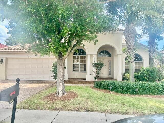 Photo of 4003 W Hamilton Key, West Palm Beach, FL 33411 (MLS # B26049121)