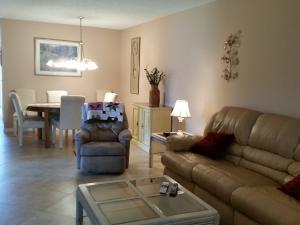 PINES OF DELRAY CONDO ONE - Residential Lease