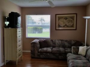 PINES OF DELRAY CONDO ONE - Residential Lease