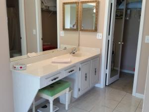 PINES OF DELRAY CONDO ONE - Residential Lease