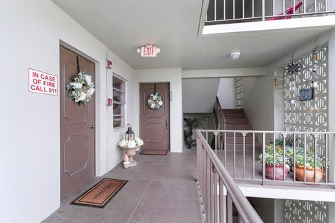 Condominium in Lake Worth FL 4500 Gefion Court Ct 1.jpg