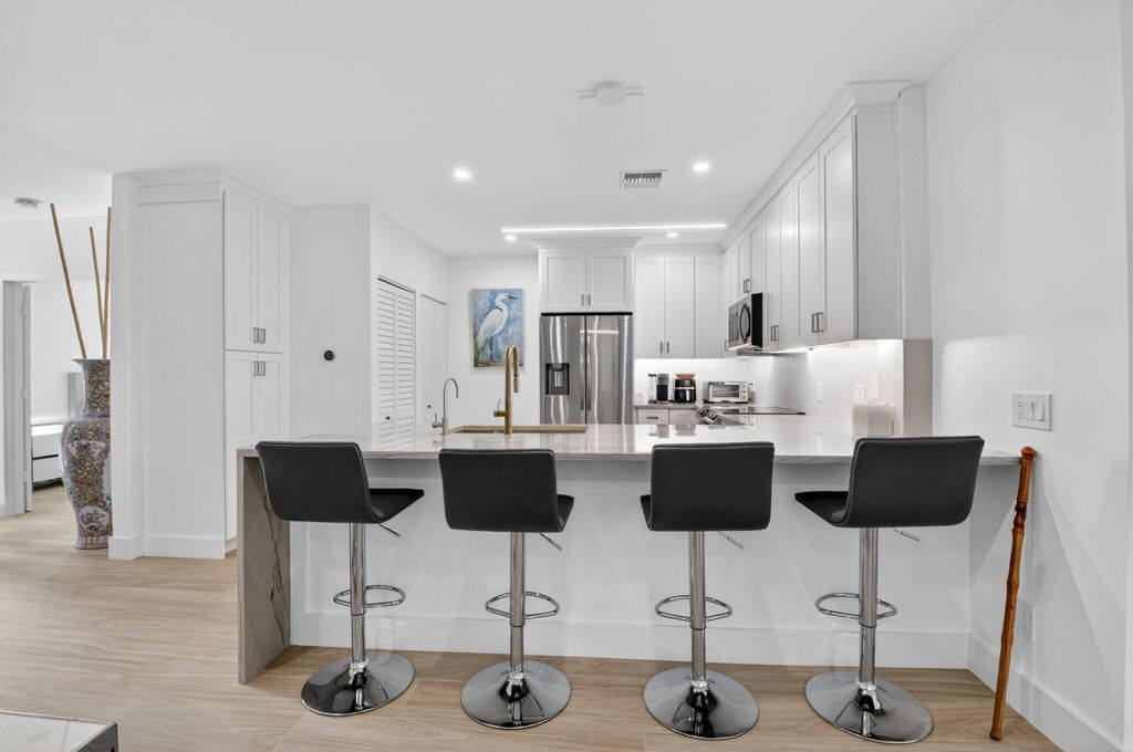 Photo of 19355 Sabal Lake Drive #5031, Boca Raton, FL 33434 (MLS # B26019960)