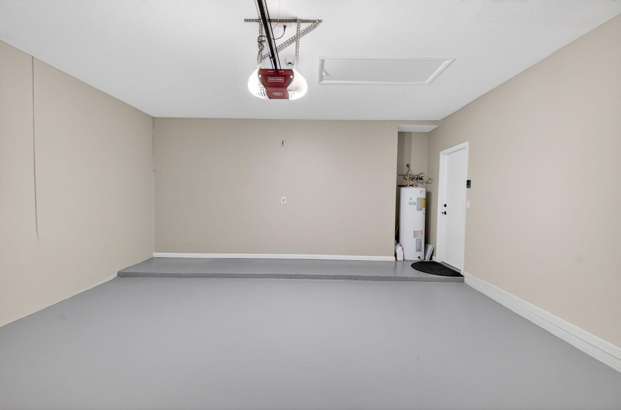 ANTIGUA POINT - Residential