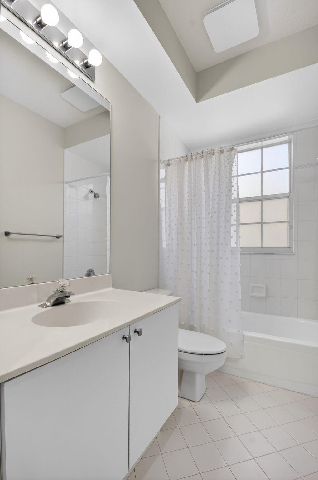 ANTIGUA POINT - Residential