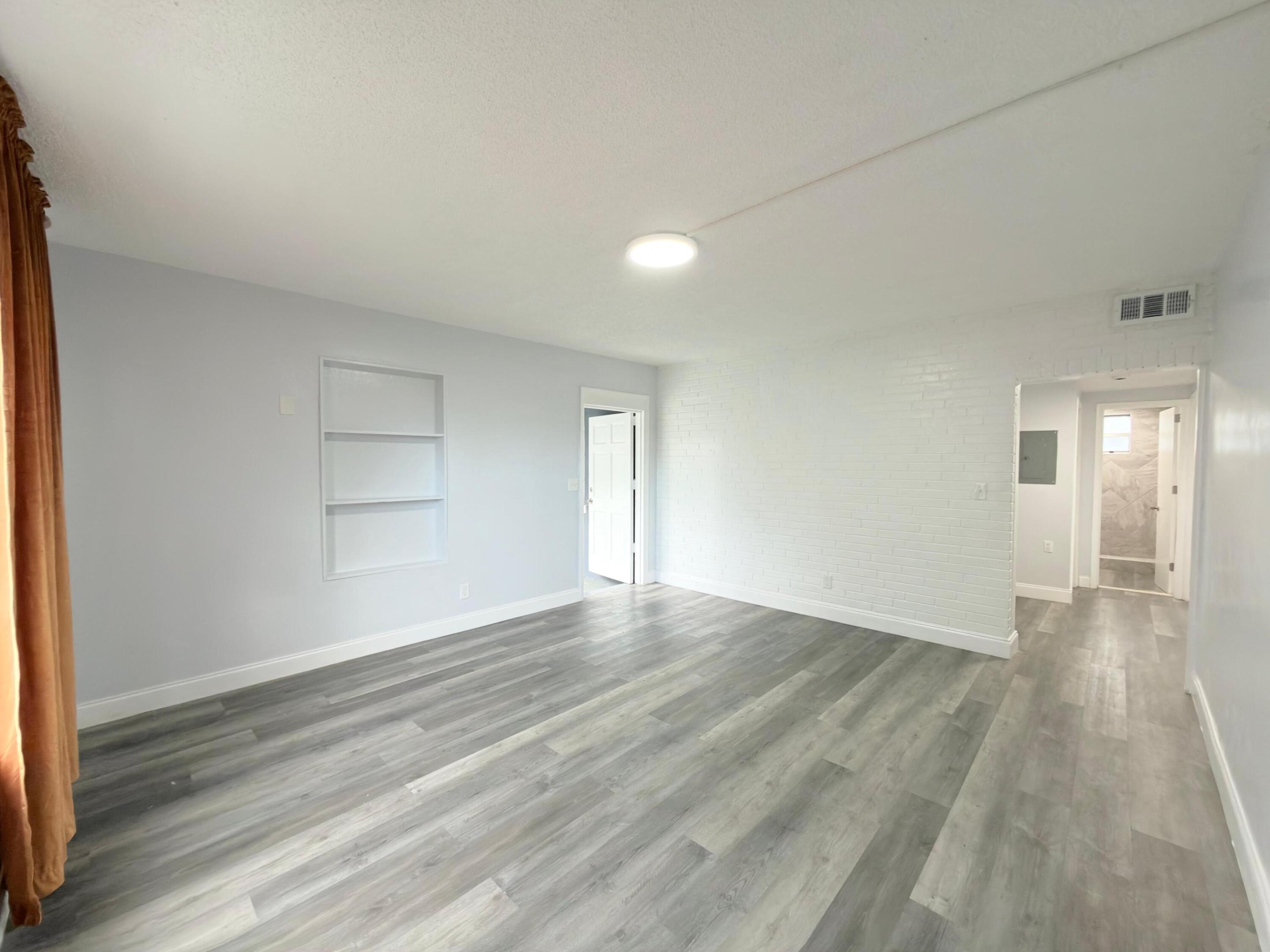 131 E 27TH Street 6