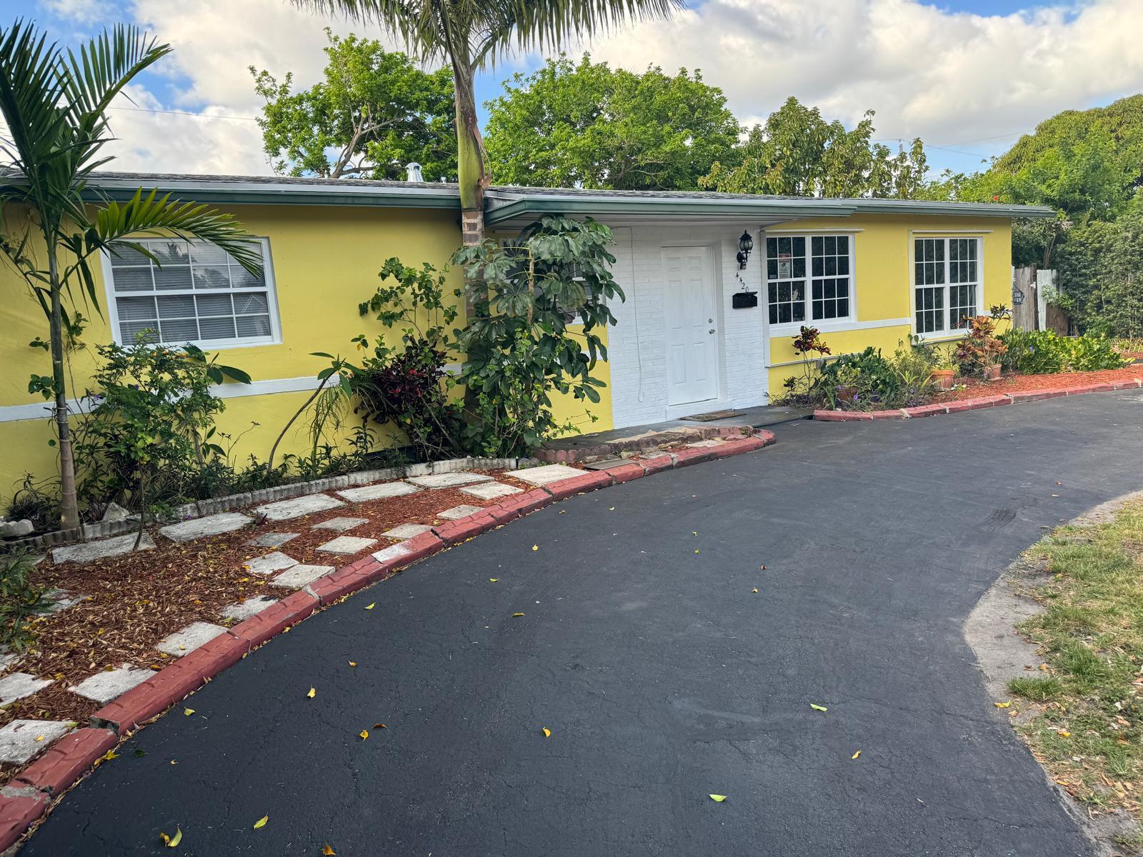4420 NW 34th Street