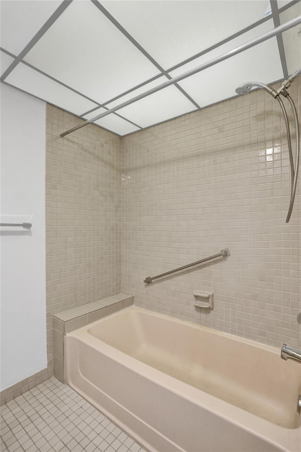 ASHMONT CONDOMINIUM E - Residential