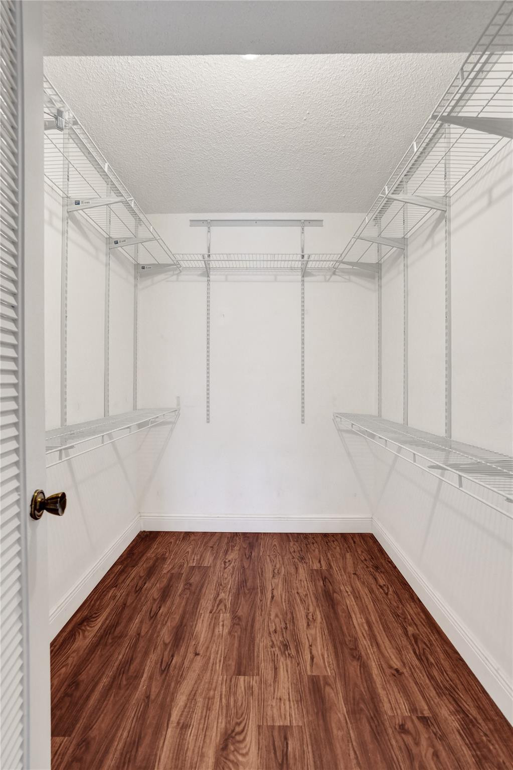 ASHMONT CONDOMINIUM E - Residential