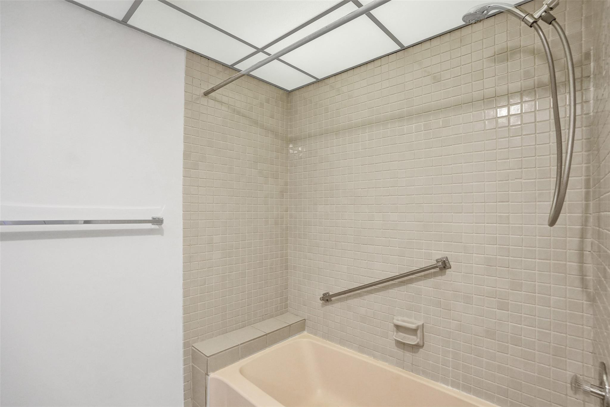 ASHMONT CONDOMINIUM E - Residential