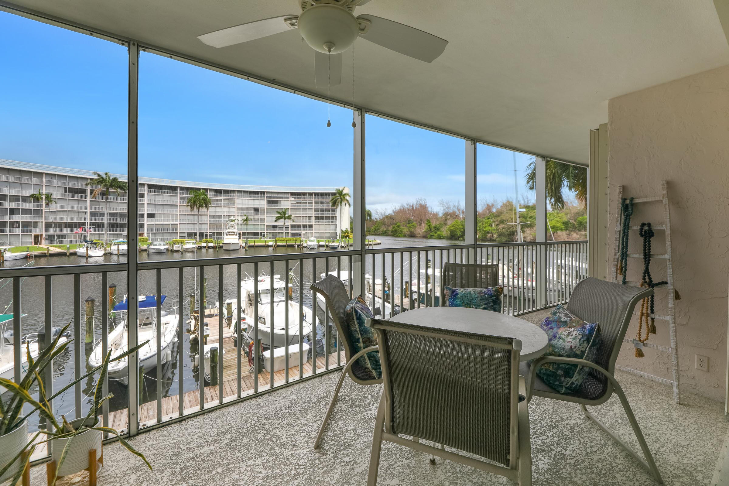Hillsboro Cove - Residential Lease