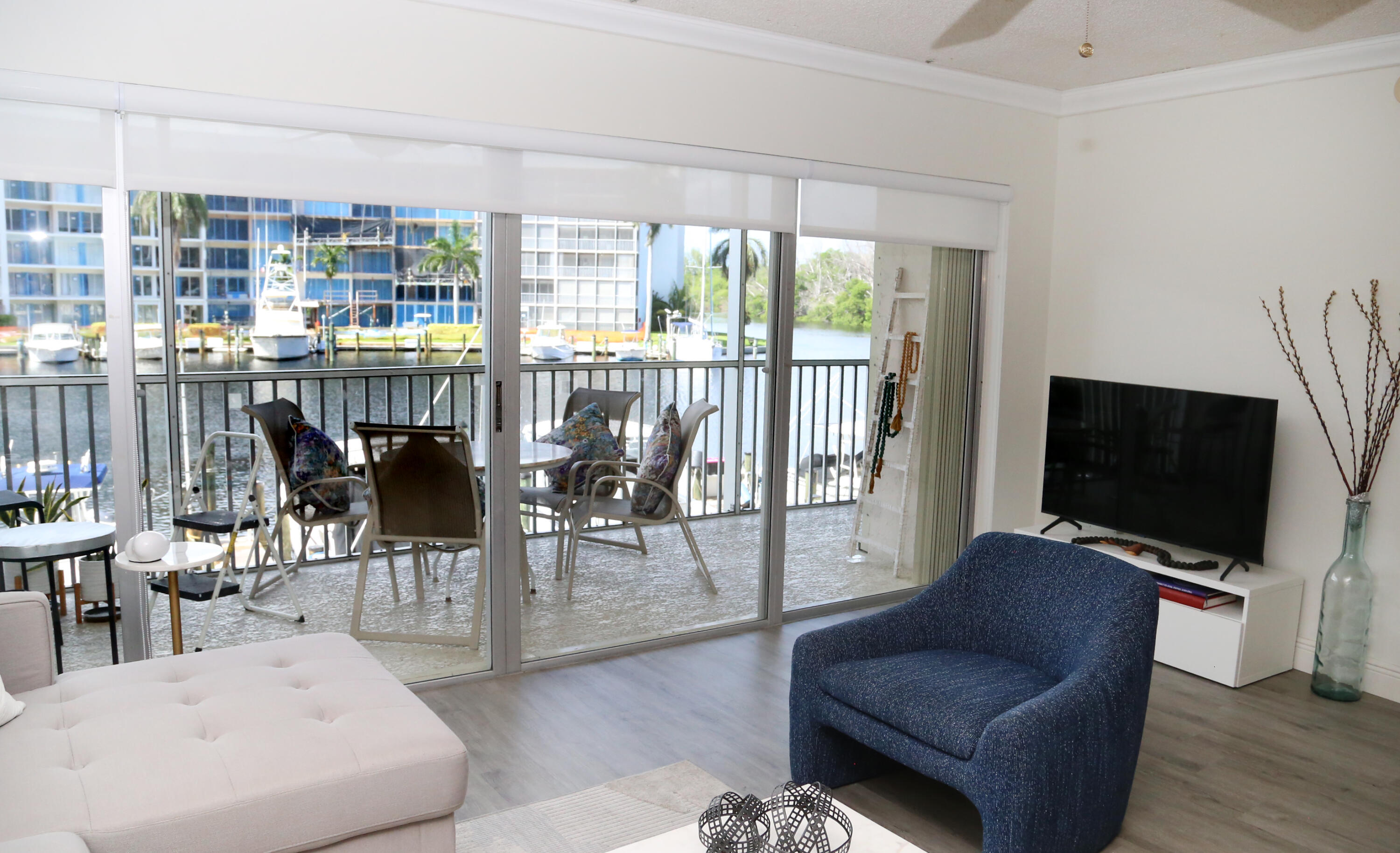 Hillsboro Cove - Residential Lease