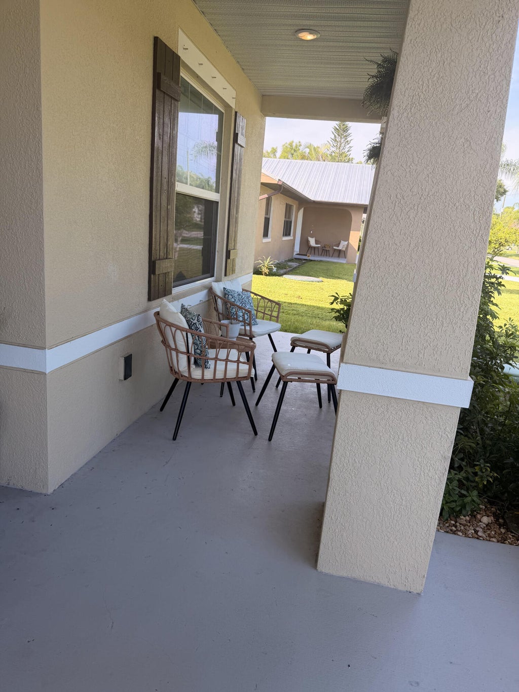 Photo of 590 SE FAITH Terrace, Port Saint Lucie, FL 34983 (MLS # B26079510)