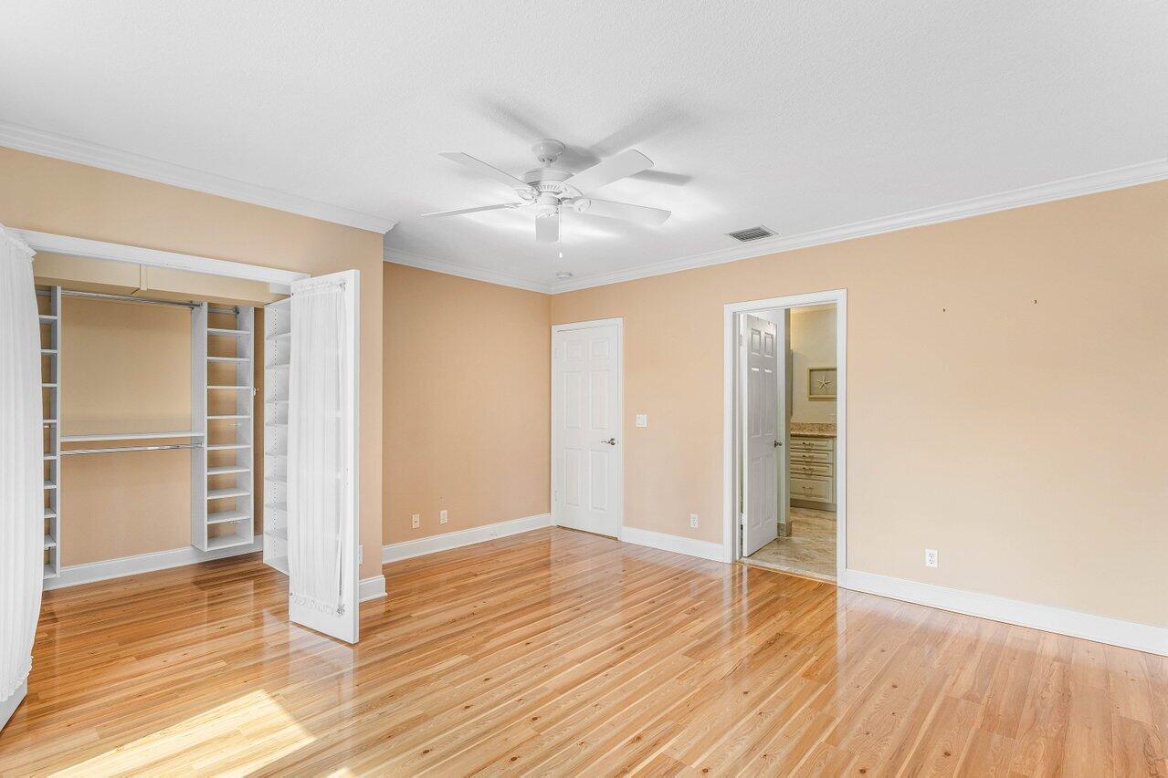 DELRAY DUNES FAIRWAY VILLAS CONDO - Residential