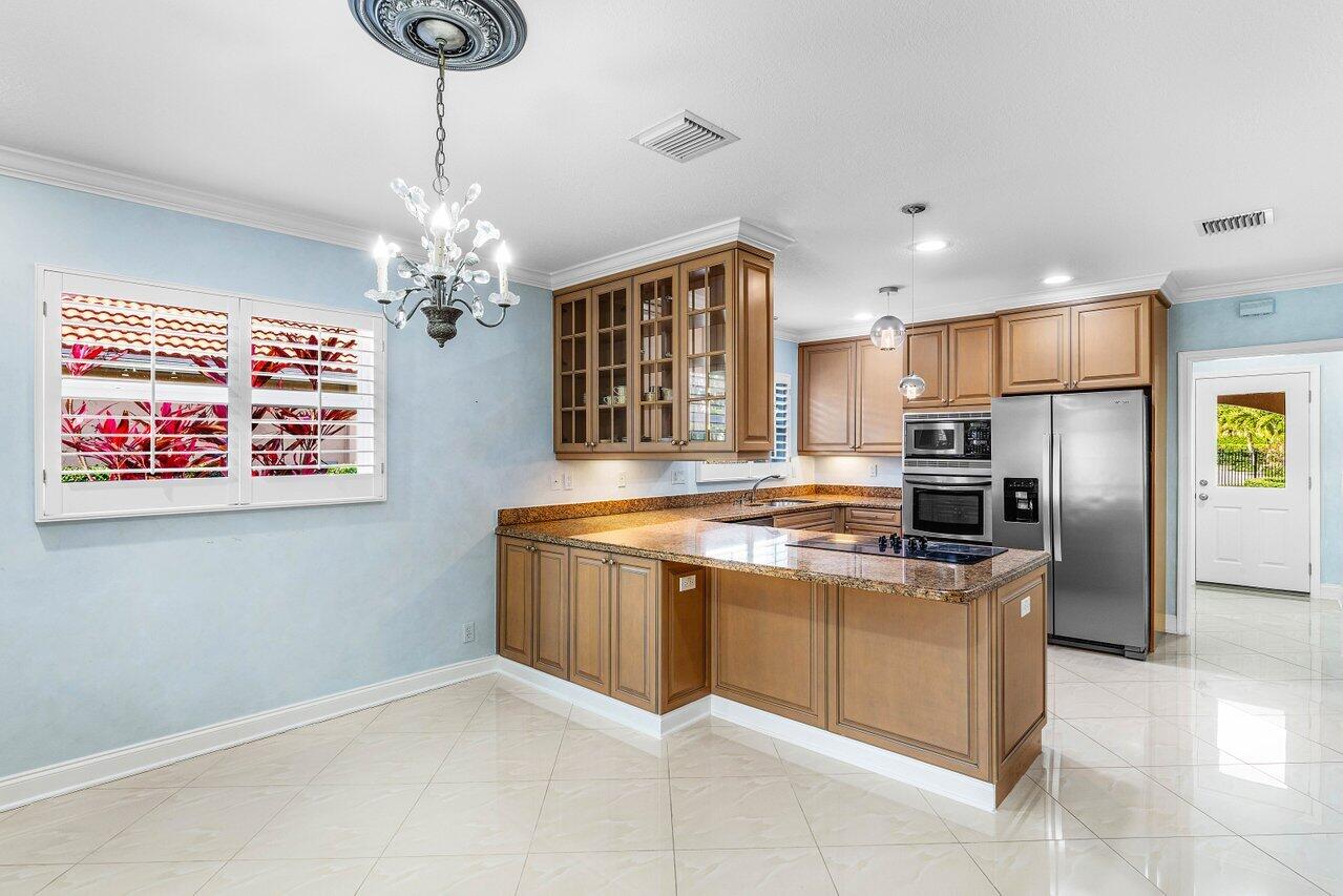 DELRAY DUNES FAIRWAY VILLAS CONDO - Residential