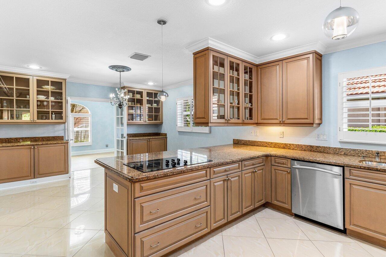 DELRAY DUNES FAIRWAY VILLAS CONDO - Residential